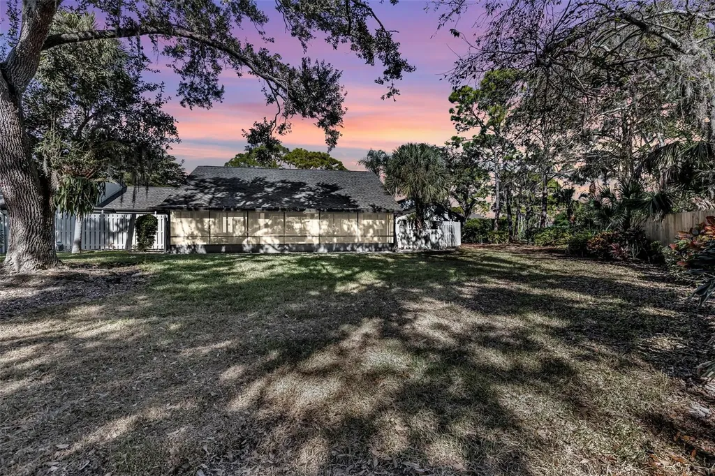 4364 Woodmans Chart Sarasota FL 34235