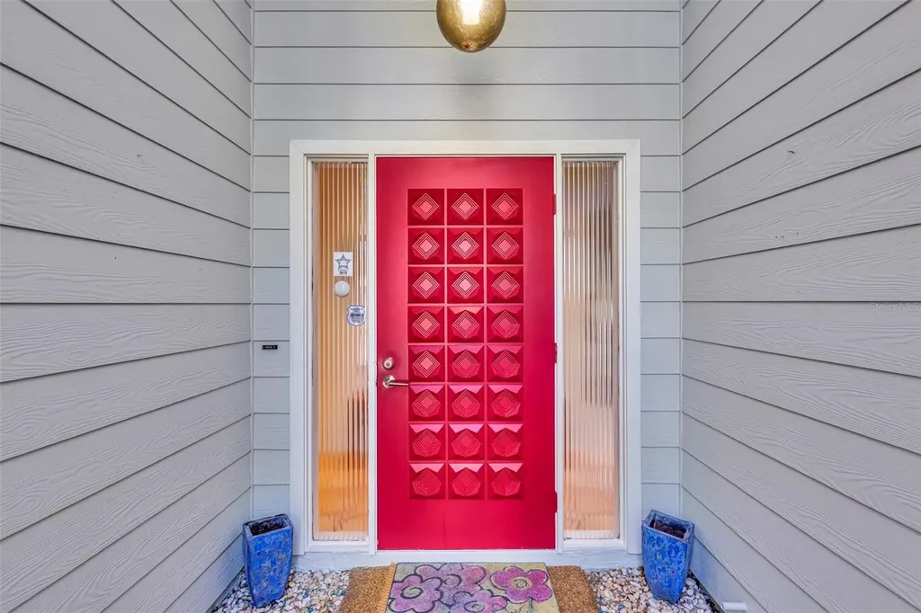 4364 Woodmans Chart Sarasota FL 34235