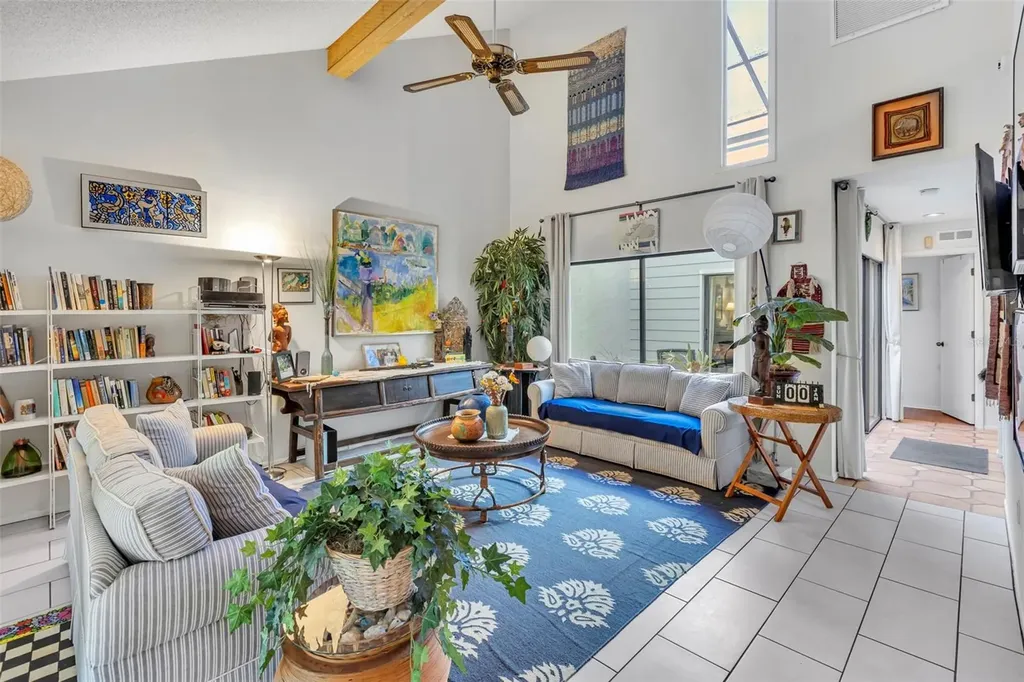 4364 Woodmans Chart Sarasota FL 34235