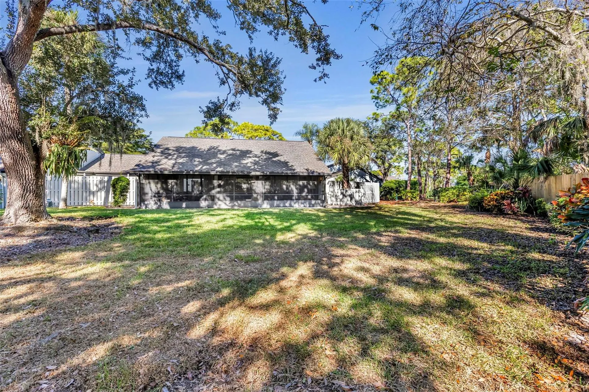 4364 Woodmans Chart Sarasota FL 34235