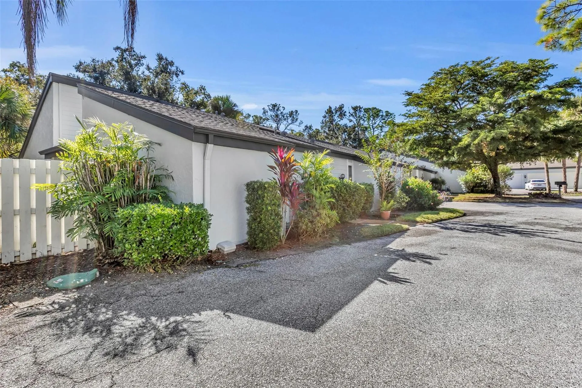 4364 Woodmans Chart Sarasota FL 34235