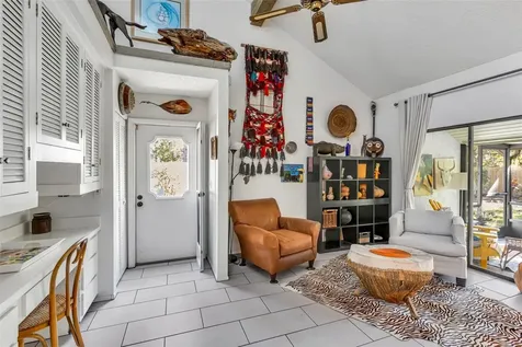 4364 Woodmans Chart Sarasota FL 34235