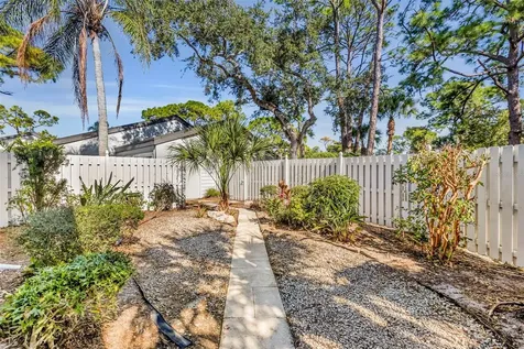 4364 Woodmans Chart Sarasota FL 34235