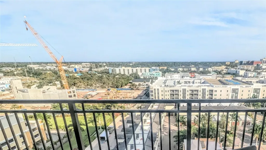 750 N Tamiami Trail Sarasota FL 34236