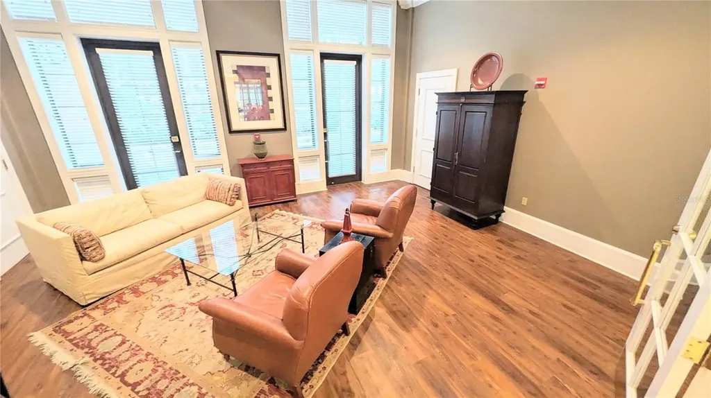 750 N Tamiami Trail Sarasota FL 34236