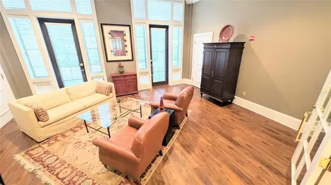 750 N Tamiami Trail Sarasota FL 34236