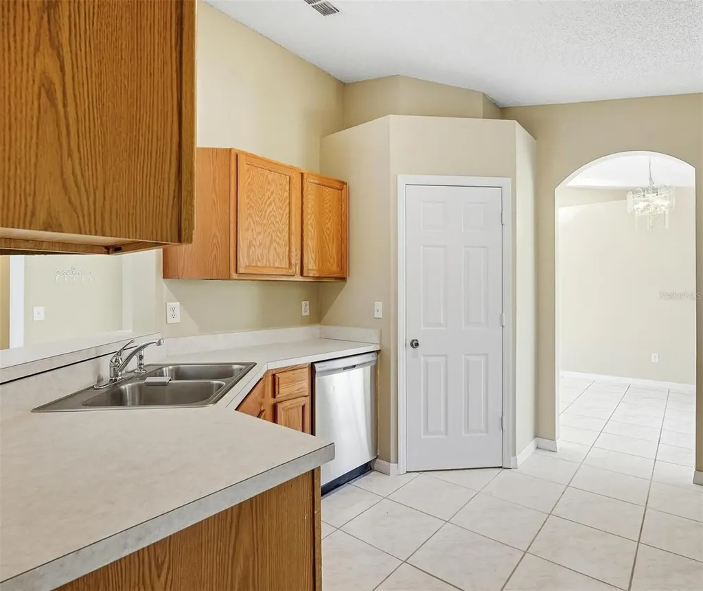 106 La Mancha Drive Palm Coast FL 32137
