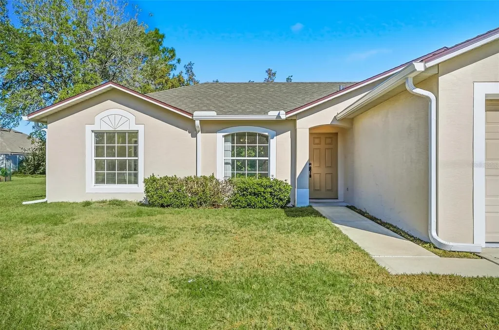 106 La Mancha Drive Palm Coast FL 32137