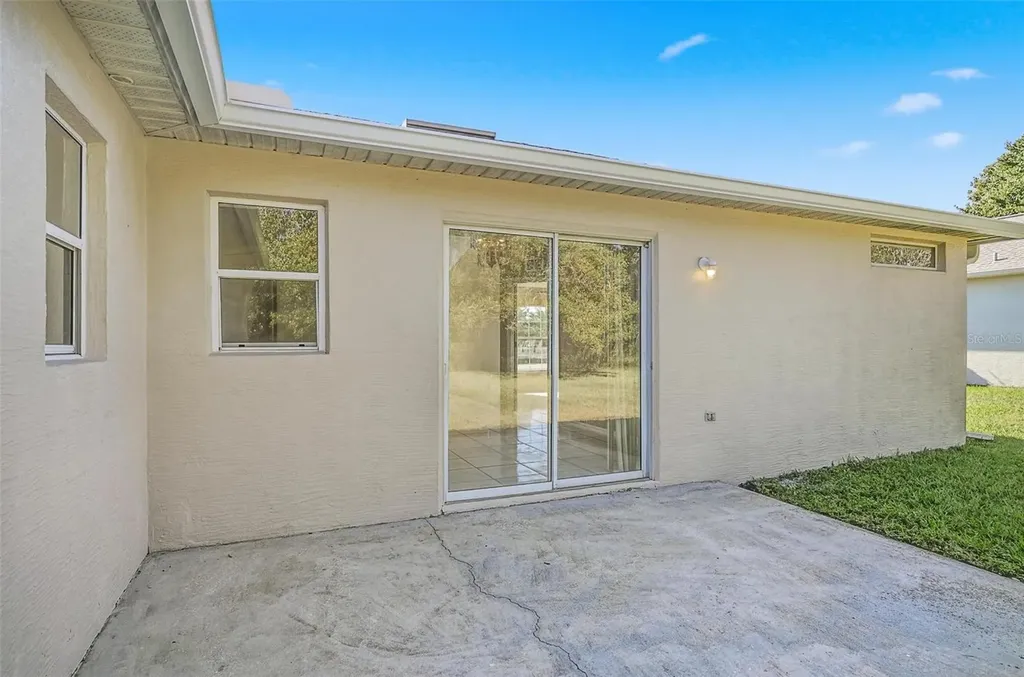 106 La Mancha Drive Palm Coast FL 32137