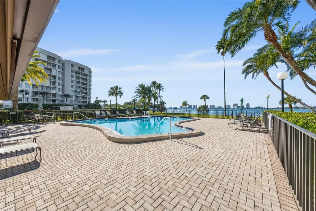 100 Oakmont Lane Belleair FL 33756