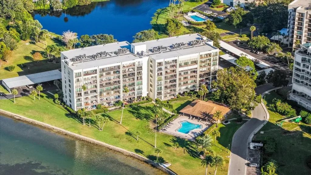 100 Oakmont Lane Belleair FL 33756