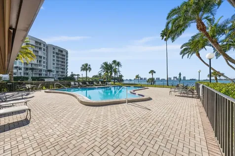 100 Oakmont Lane Belleair FL 33756