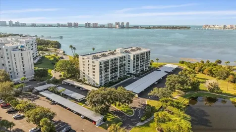 100 Oakmont Lane Belleair FL 33756