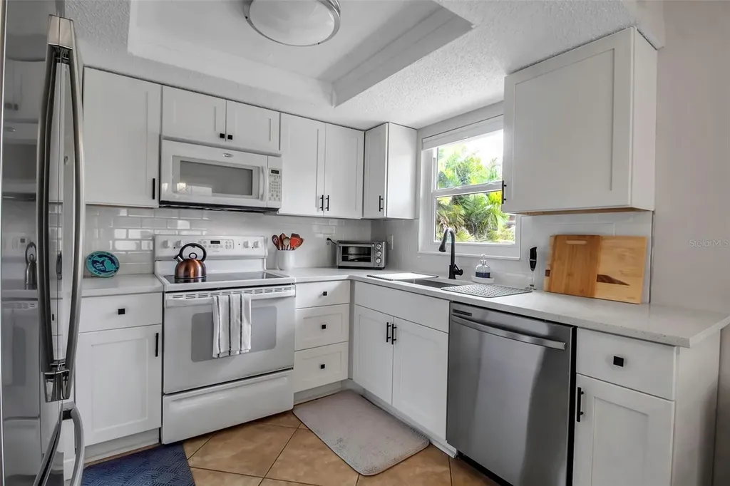 721 N Jefferson Avenue Sarasota FL 34237