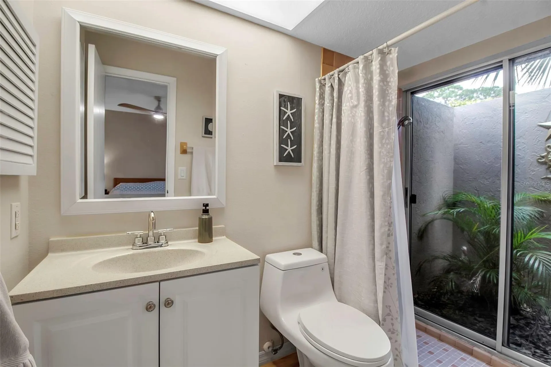 721 N Jefferson Avenue Sarasota FL 34237