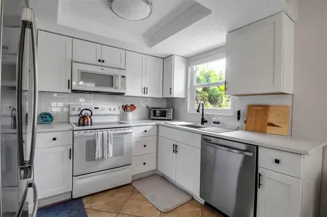 721 N Jefferson Avenue Sarasota FL 34237