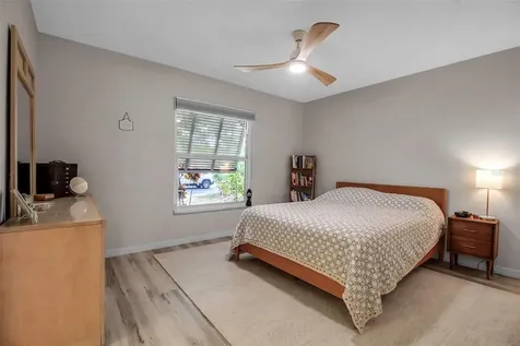 721 N Jefferson Avenue Sarasota FL 34237