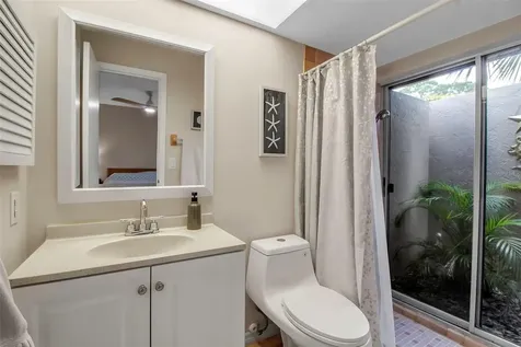 721 N Jefferson Avenue Sarasota FL 34237