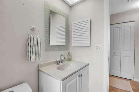 721 N Jefferson Avenue Sarasota FL 34237
