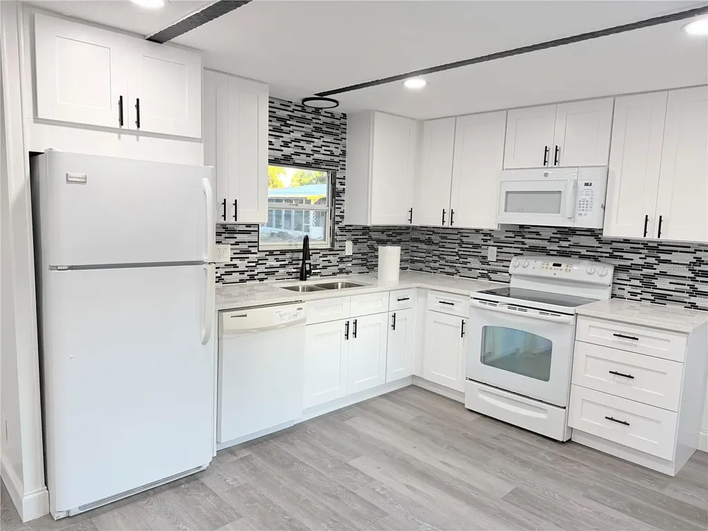 82 N Bobwhite Road Wildwood FL 34785
