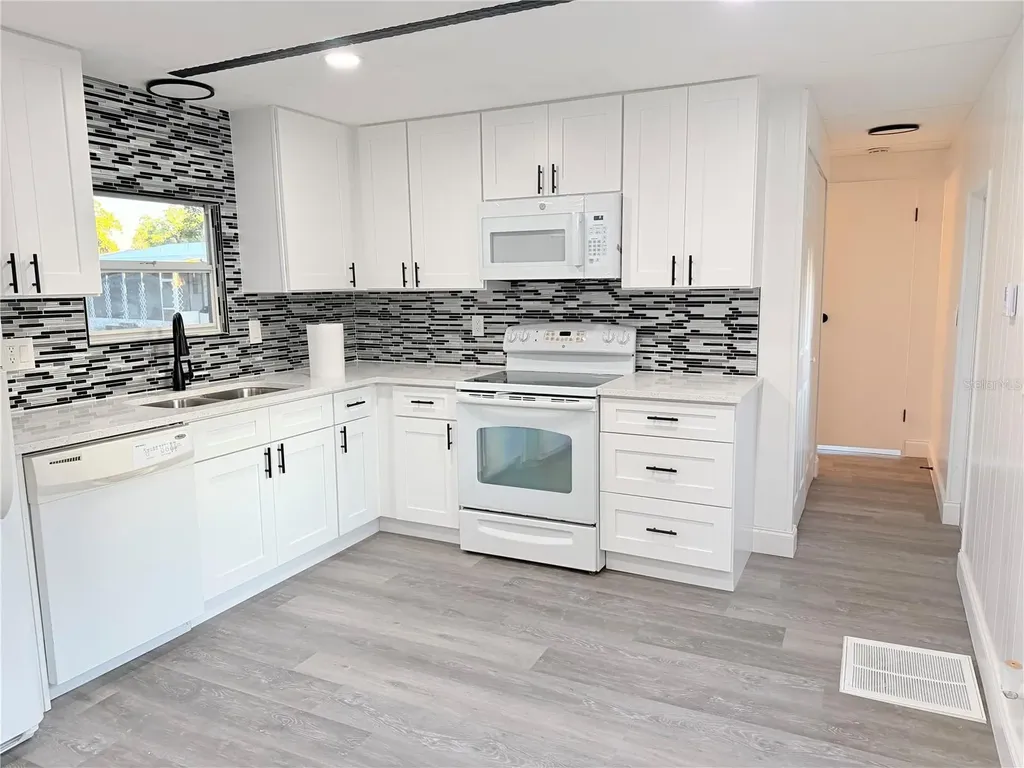82 N Bobwhite Road Wildwood FL 34785
