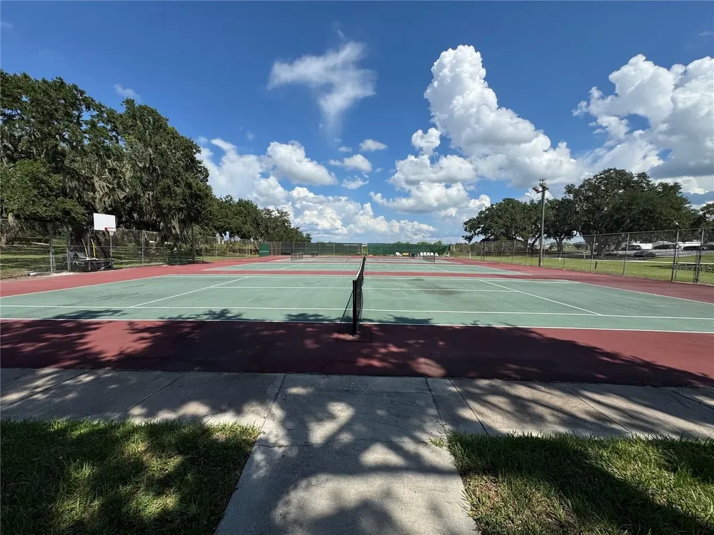 82 N Bobwhite Road Wildwood FL 34785