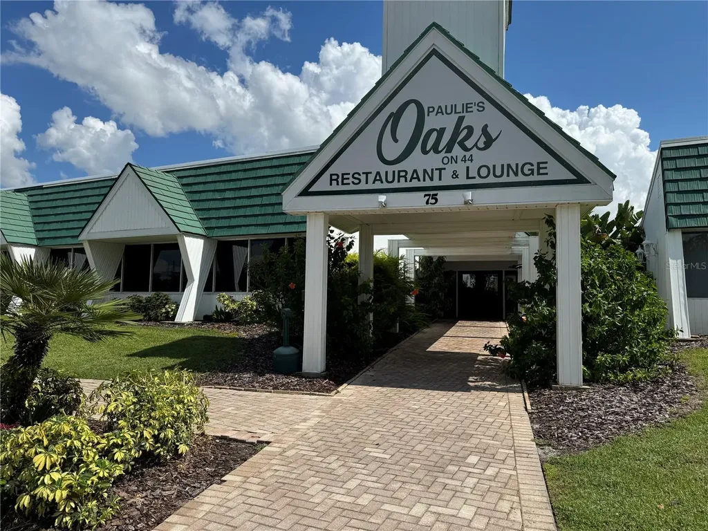 82 N Bobwhite Road Wildwood FL 34785