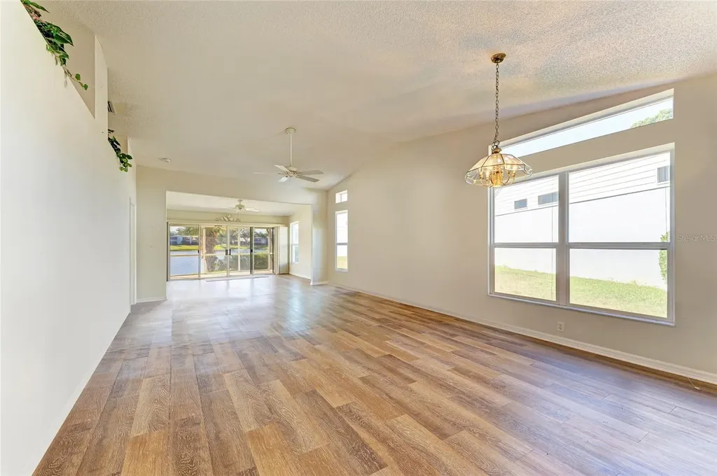 919 Spring Lakes Boulevard Bradenton FL 34210