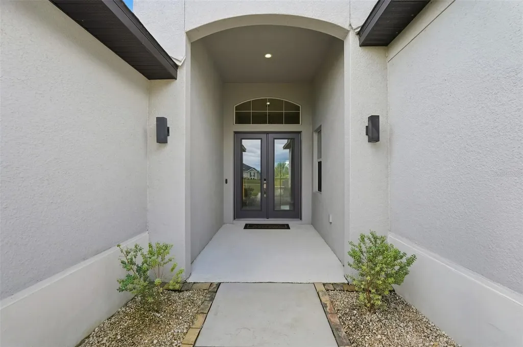 5218 Lake Venice Drive Wimauma FL 33598
