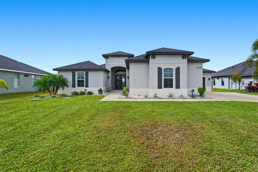 5218 Lake Venice Drive Wimauma FL 33598