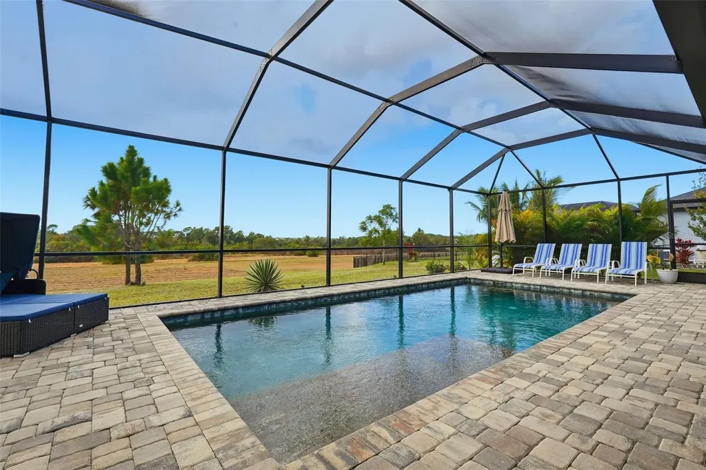 5218 Lake Venice Drive Wimauma FL 33598