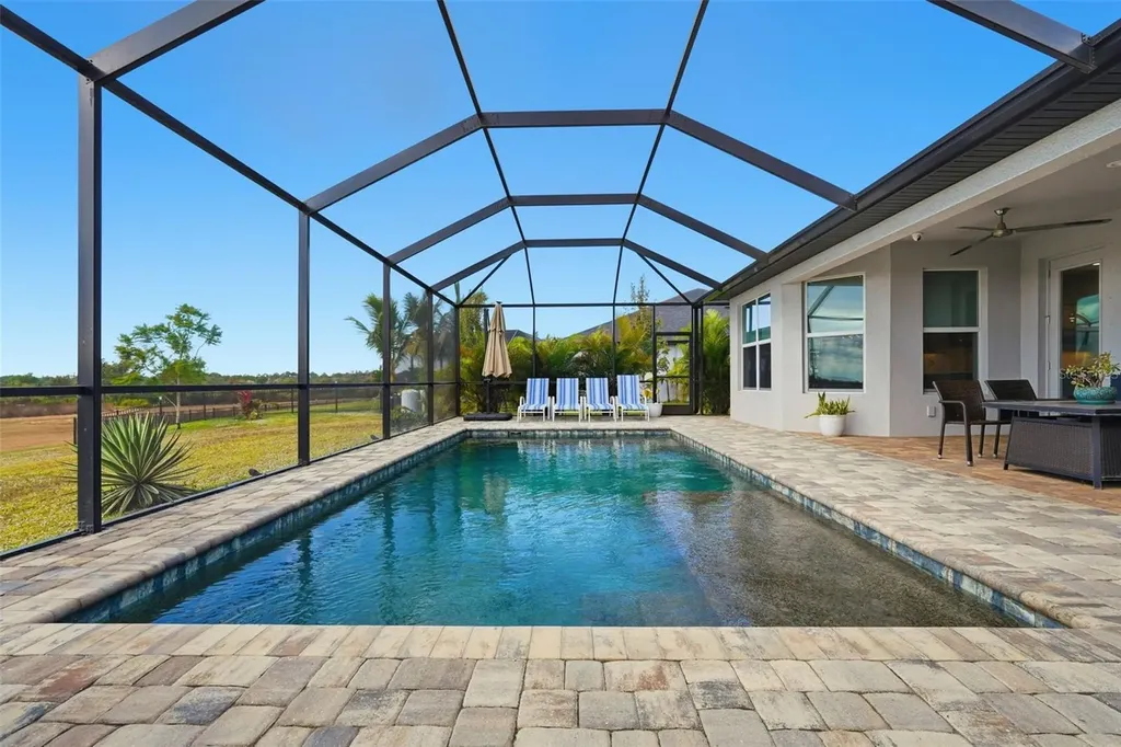 5218 Lake Venice Drive Wimauma FL 33598