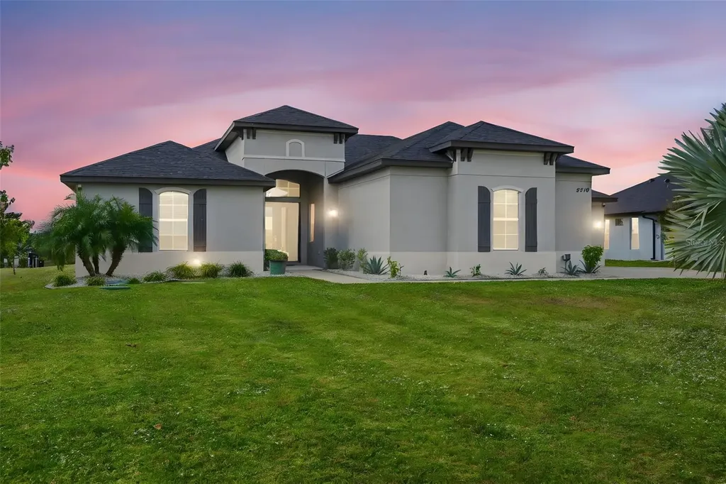 5218 Lake Venice Drive Wimauma FL 33598
