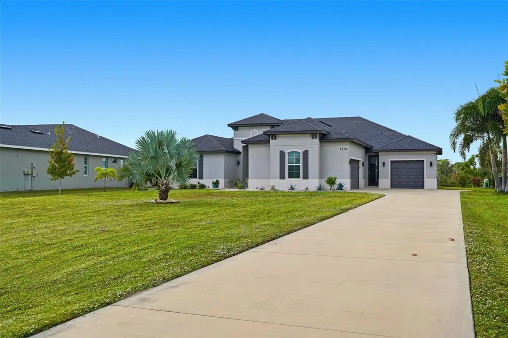 5218 Lake Venice Drive Wimauma FL 33598