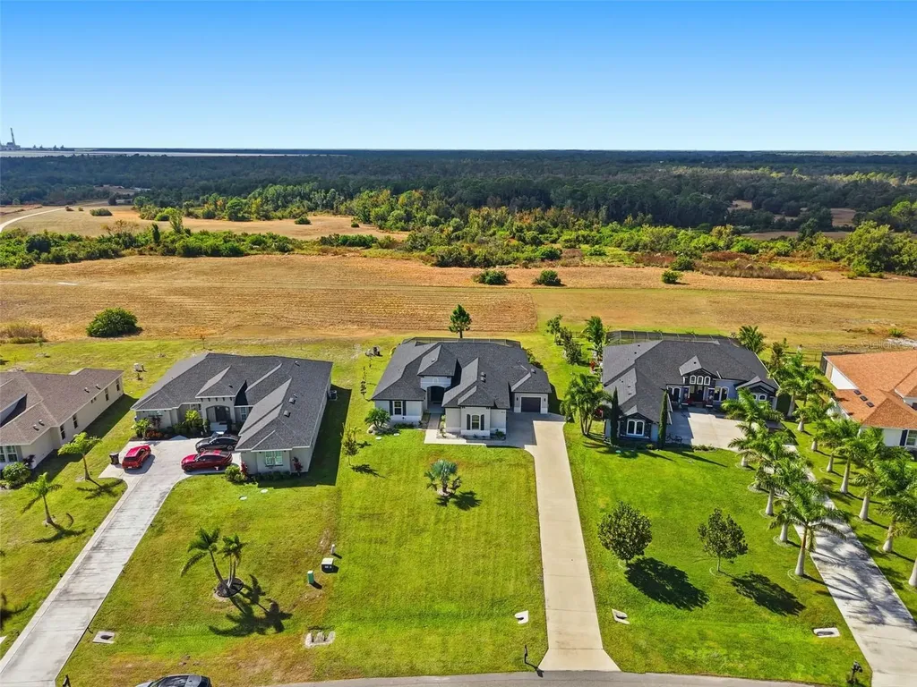 5218 Lake Venice Drive Wimauma FL 33598