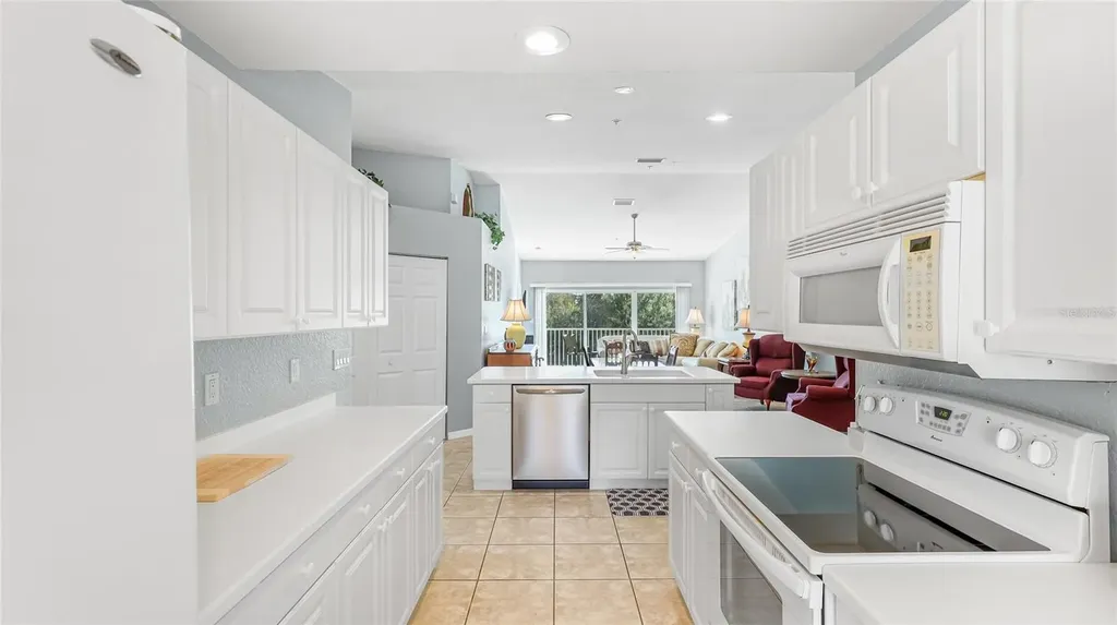 7520 Marsh Orchid Circle Bradenton FL 34203