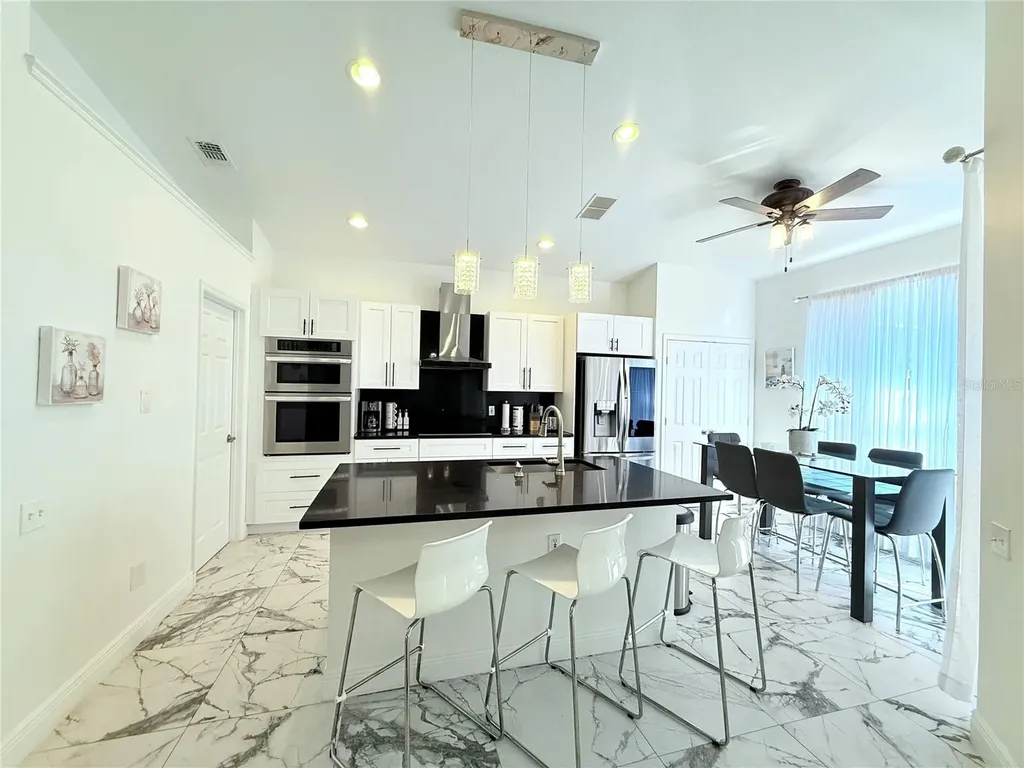 8042 King Palm Circle Kissimmee FL 34747