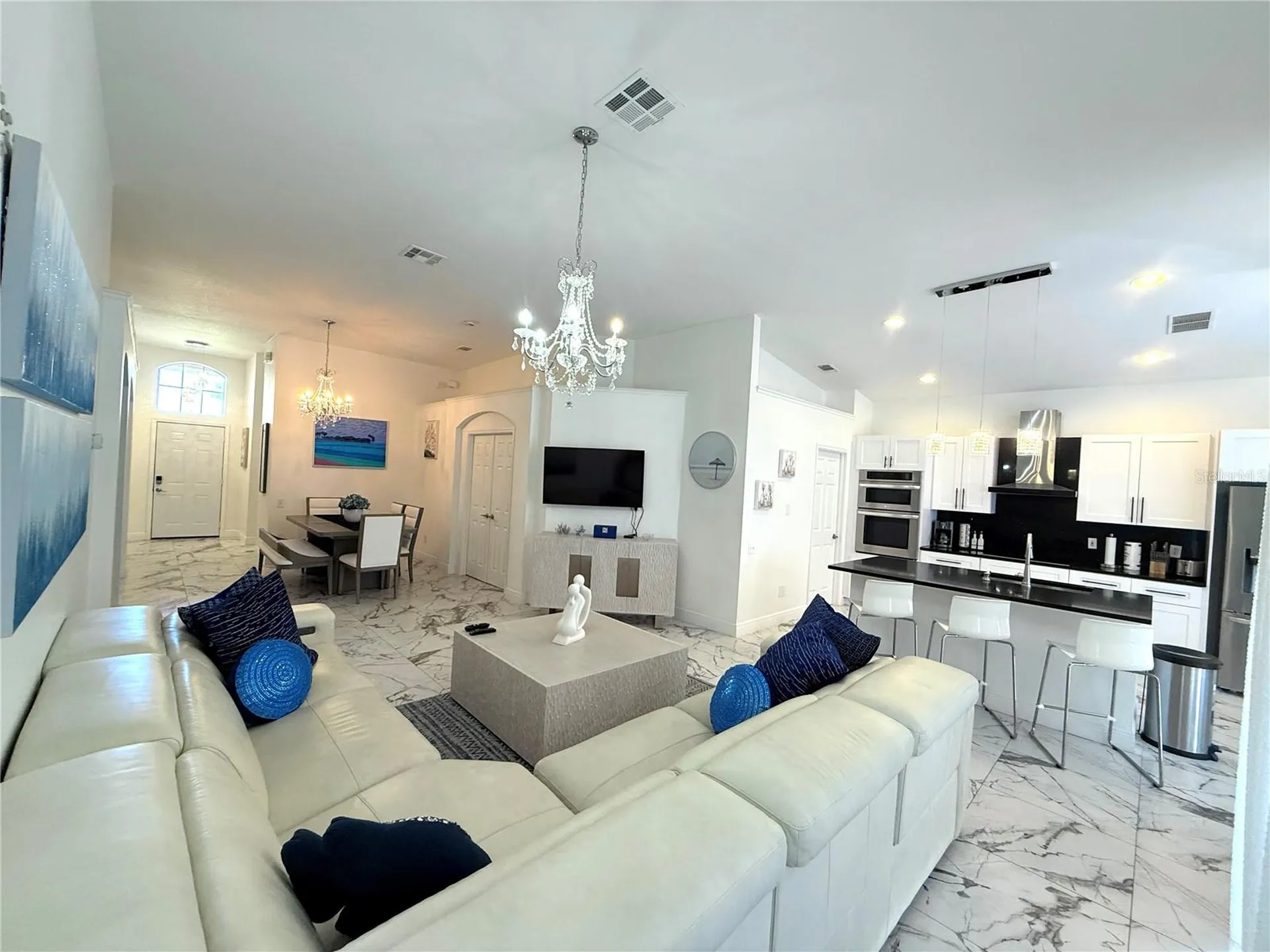 8042 King Palm Circle Kissimmee FL 34747