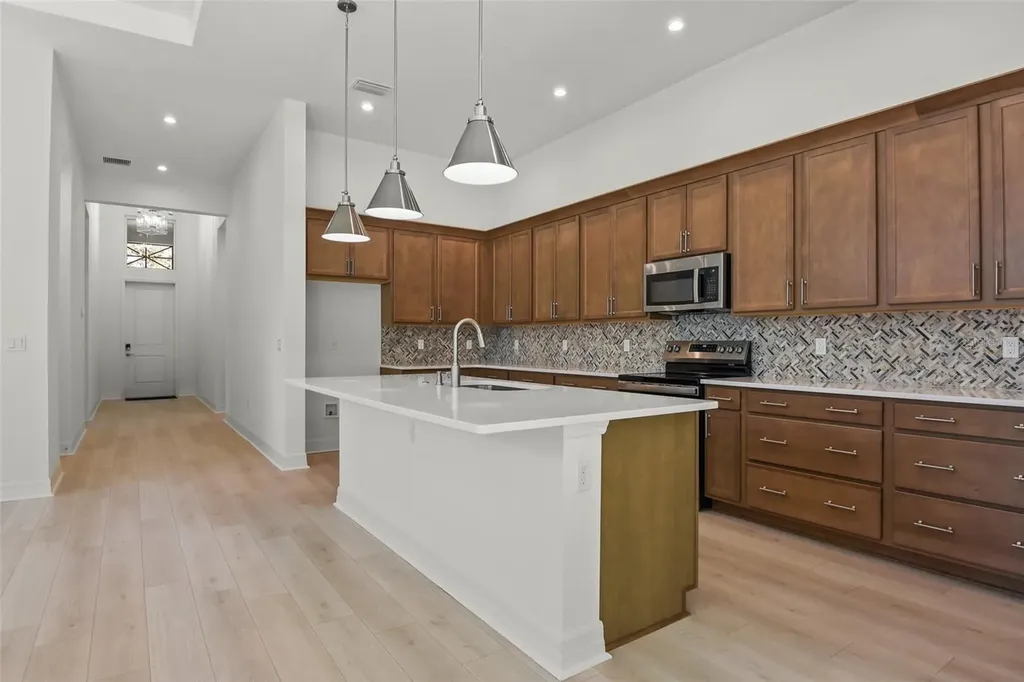 1058 Liliana Drive Deland FL 32724