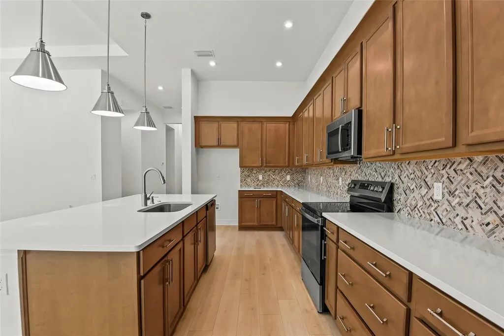 1058 Liliana Drive Deland FL 32724