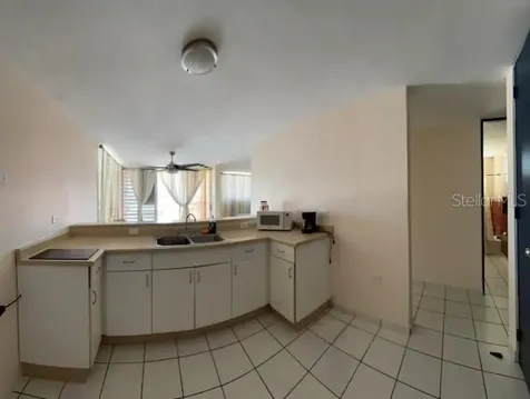 Urb. Altamira Calle 8 (mar) Fajardo PR 00738