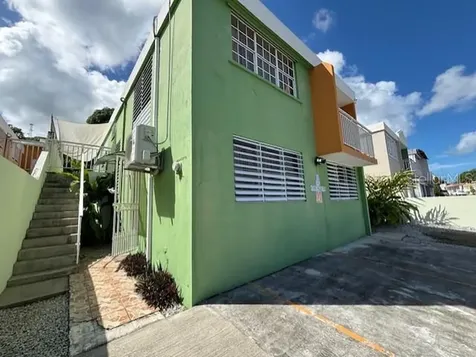 Urb. Altamira Calle 8 (mar) Fajardo PR 00738