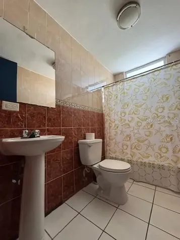 Urb. Altamira Calle 8 (mar) Fajardo PR 00738