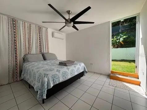 Urb. Altamira Calle 8 (mar) Fajardo PR 00738