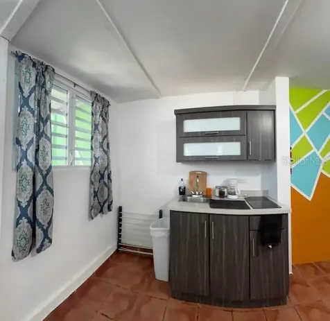 Urb. Altamira Calle 8 (mar) Fajardo PR 00738