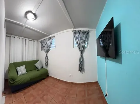 Urb. Altamira Calle 8 (mar) Fajardo PR 00738