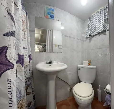 Urb. Altamira Calle 8 (mar) Fajardo PR 00738