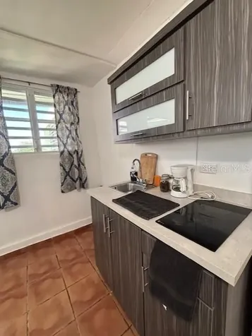 Urb. Altamira Calle 8 (mar) Fajardo PR 00738