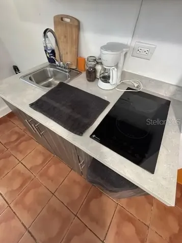Urb. Altamira Calle 8 (mar) Fajardo PR 00738