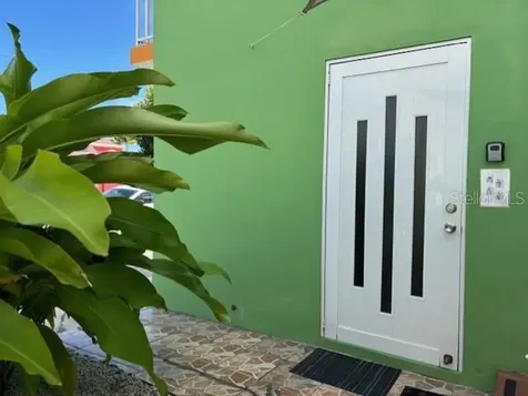 Urb. Altamira Calle 8 (mar) Fajardo PR 00738